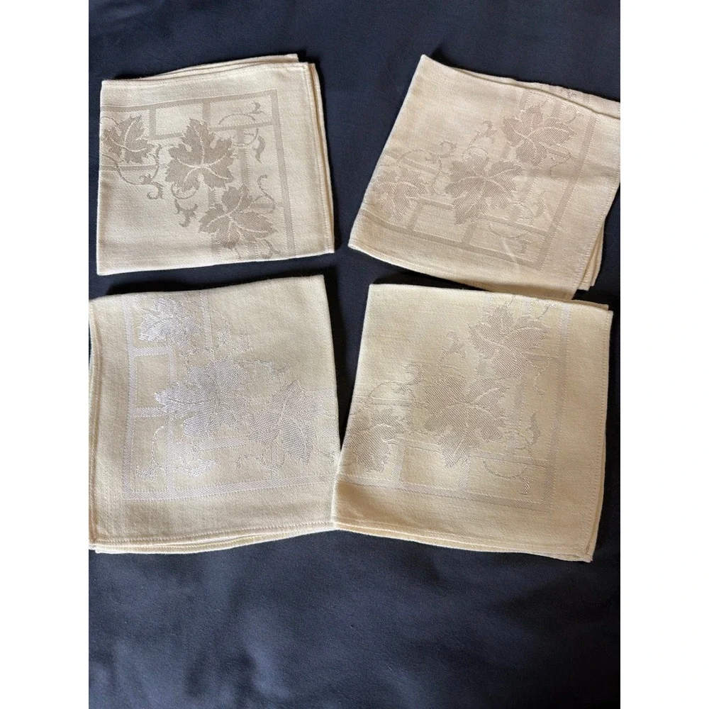 Vintage Yellow Damask Cloth Napkins Set of 4 Grape Leaf Vine Floral 11.5 Inch